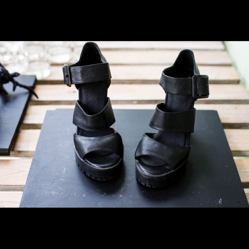 Steve Madden Chunky Heals